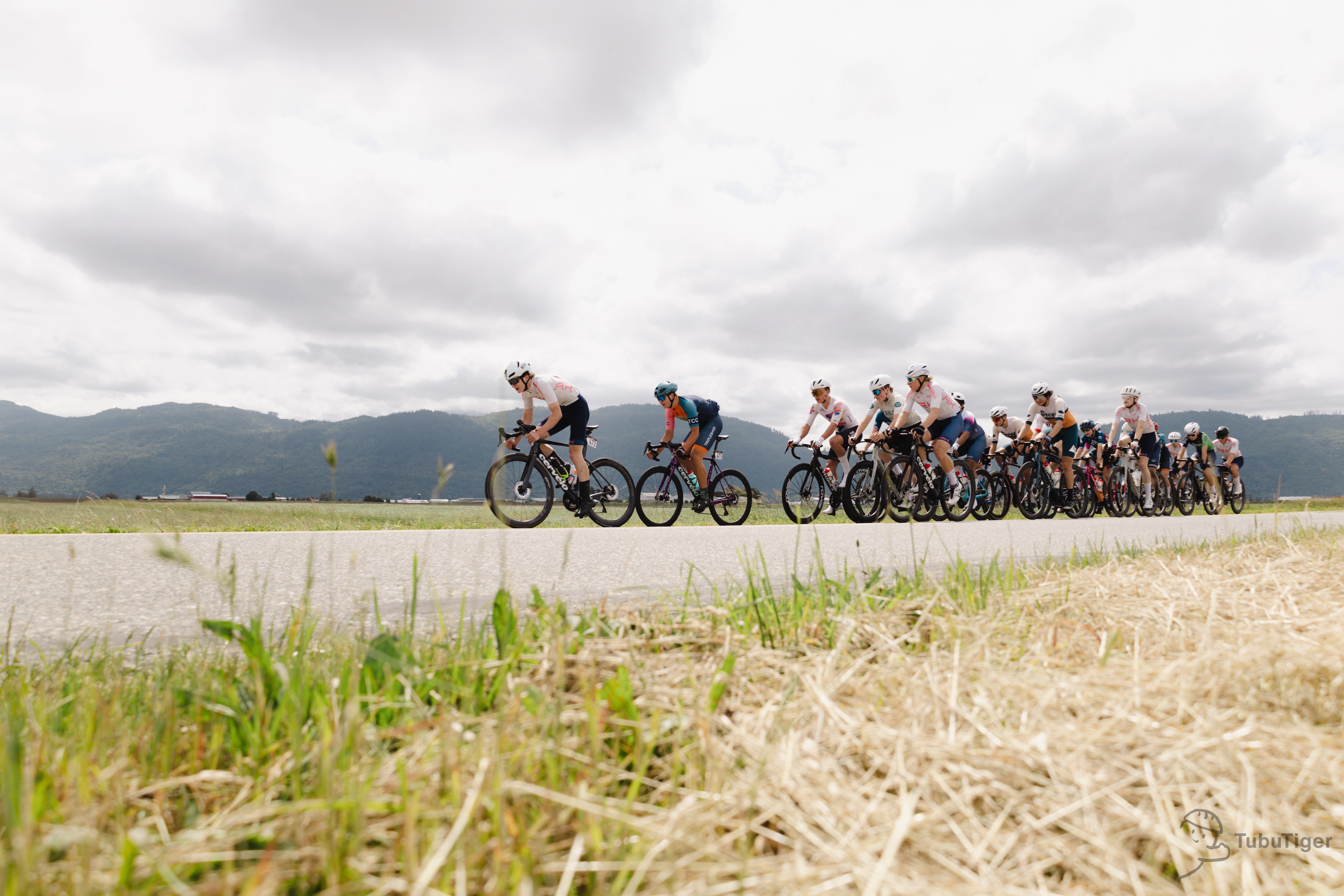 https://cdn.tubutiger.com/cycling/BC-Road-Provincial-Championships-2026/BC-Road-Race/6.jpg