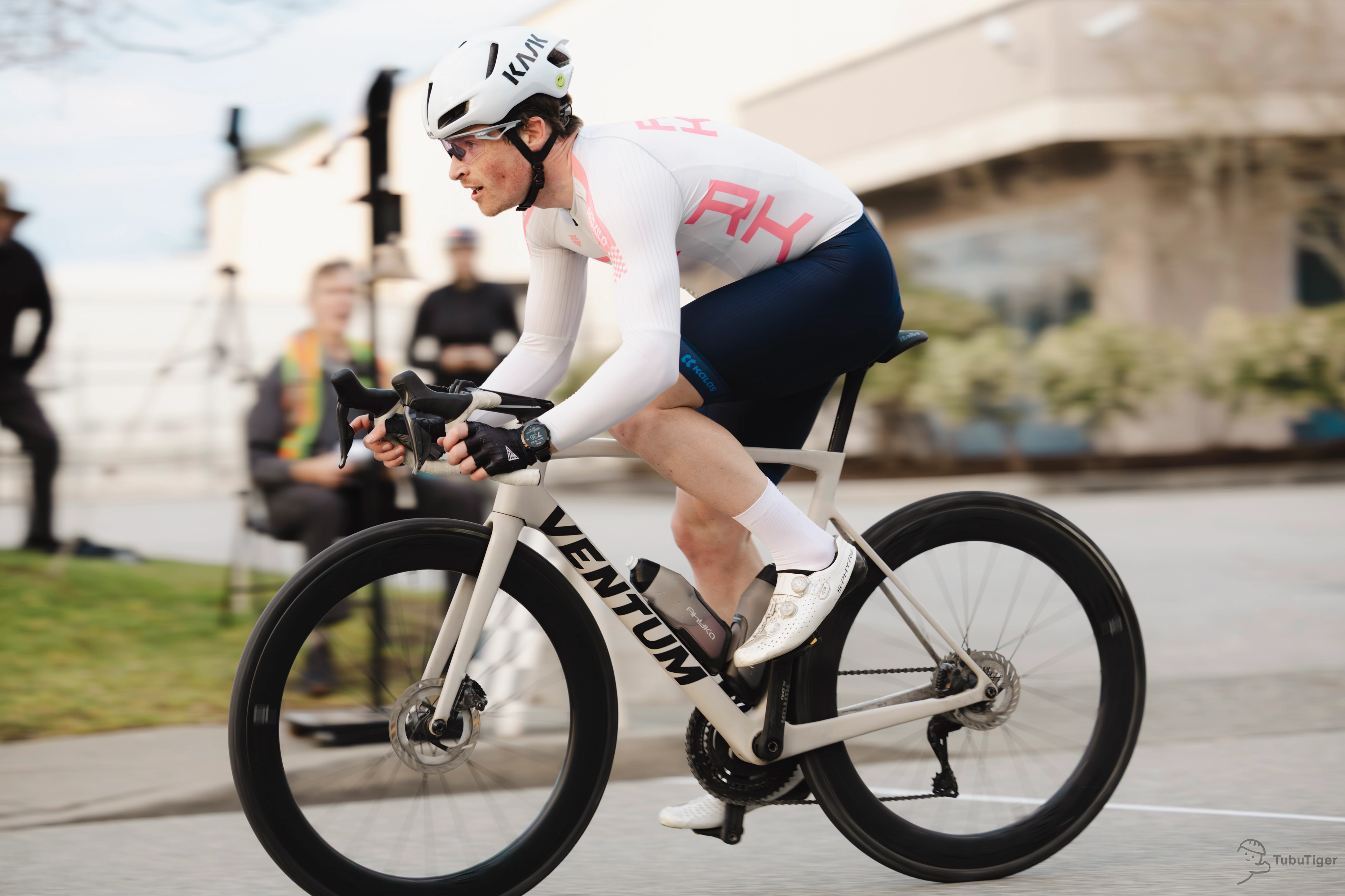 https://cdn.tubutiger.com/cycling/CRC/April-16-2026/7.jpg