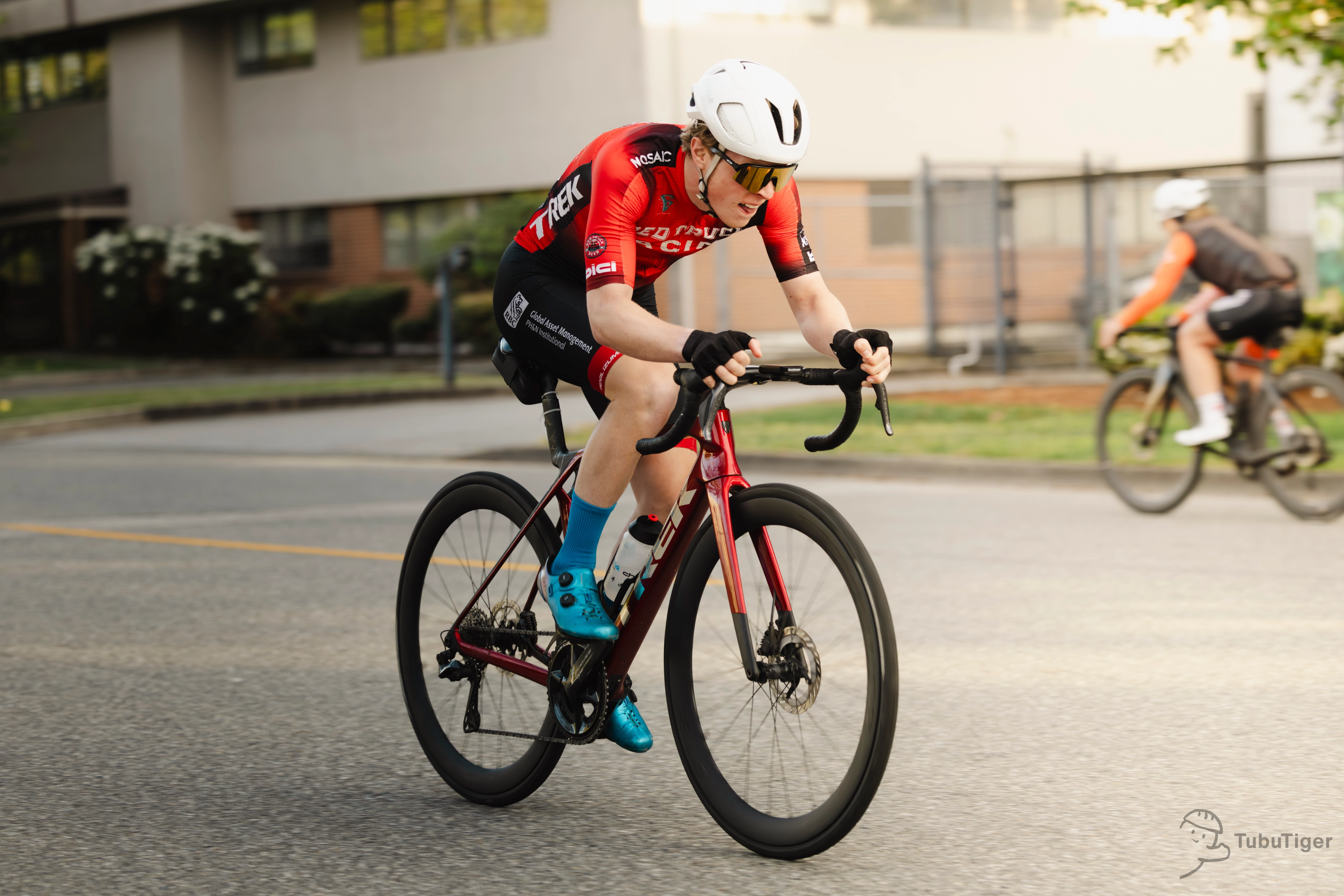 https://cdn.tubutiger.com/cycling/CRC/May-7/16.jpg