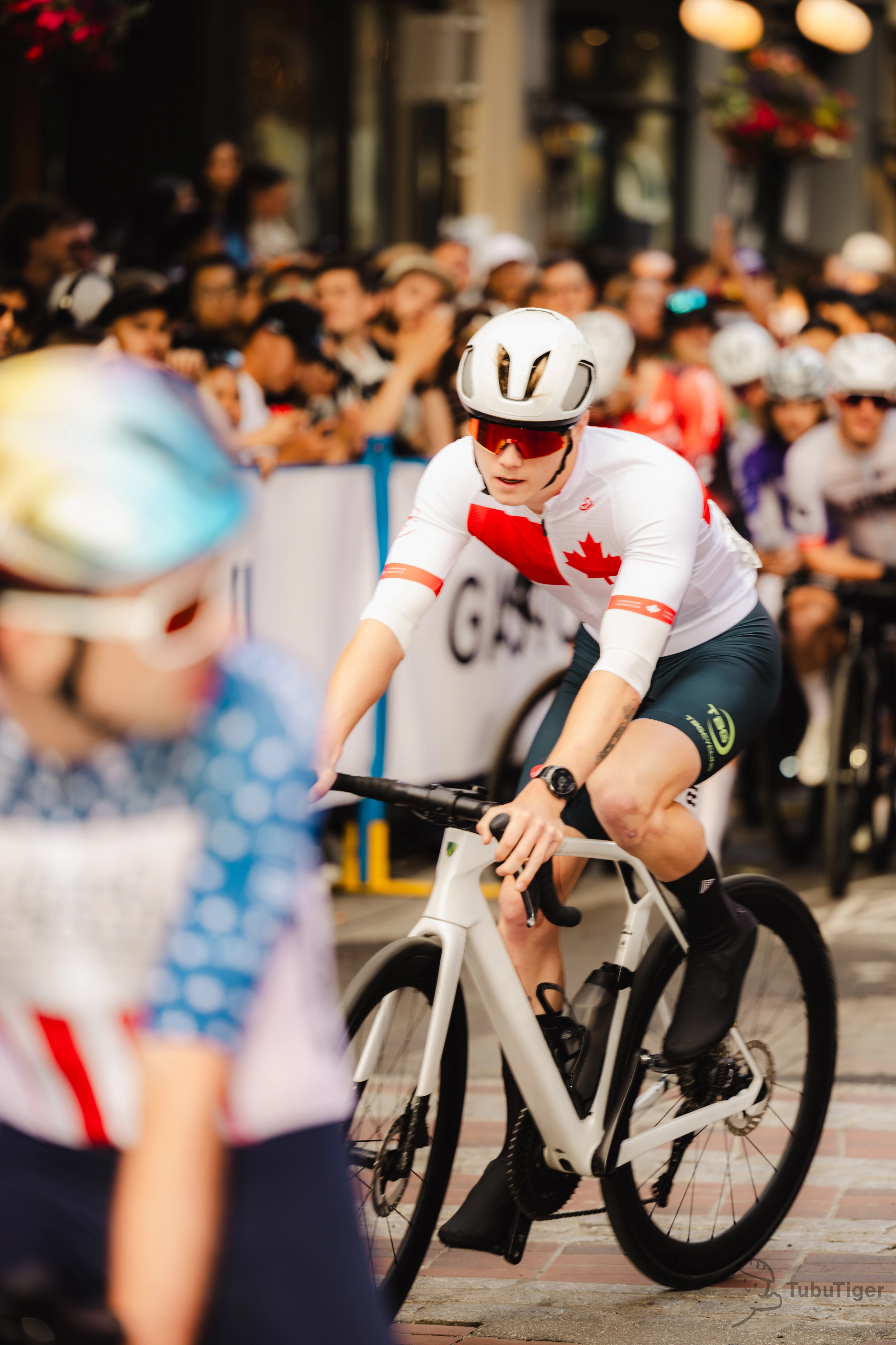 https://cdn.tubutiger.com/cycling/Gastown-Grand-Prix-2026/Men's-Pro-Race/16.jpeg