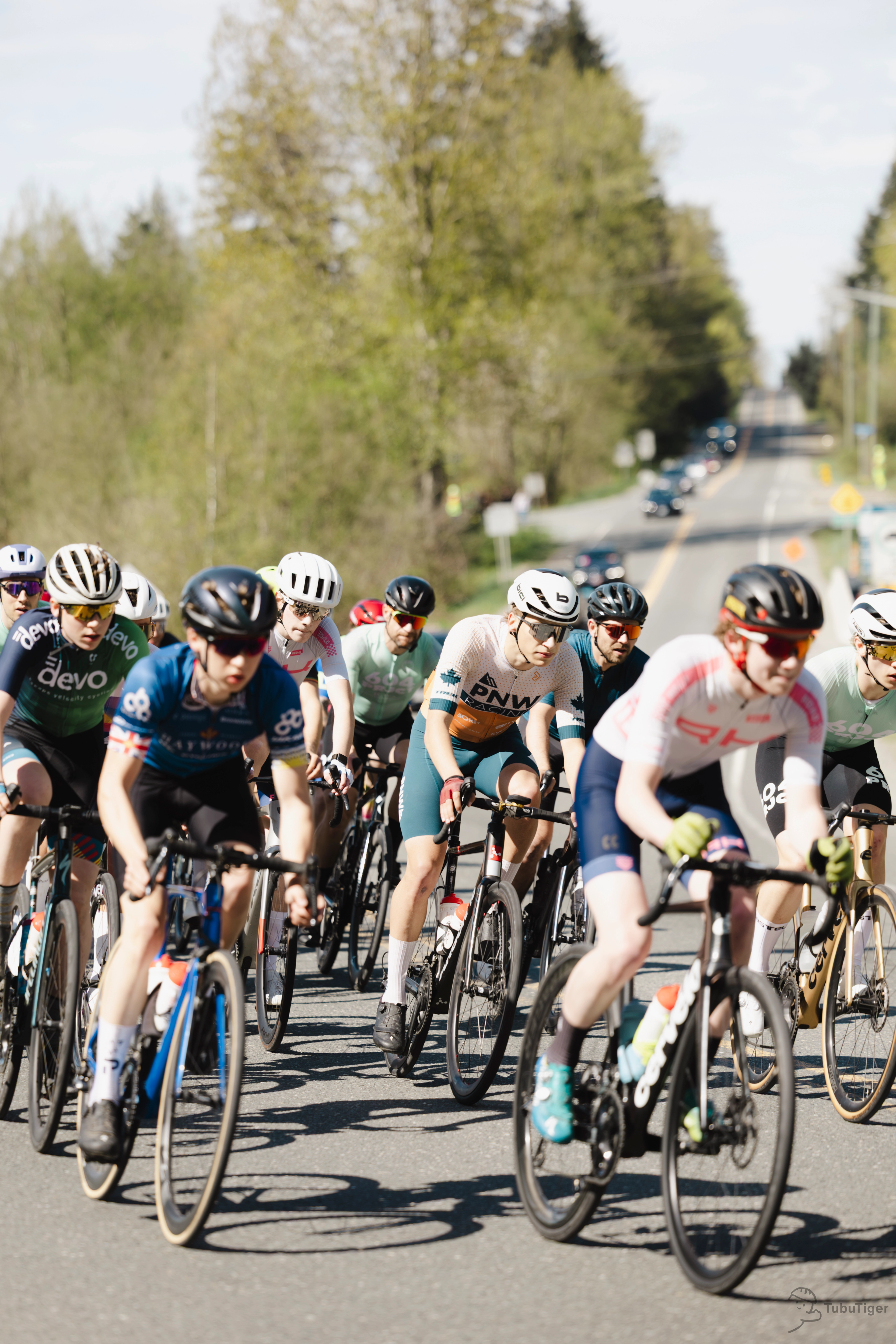 https://cdn.tubutiger.com/cycling/Spring-Series/Aldergrove-Road-Race/10.jpg