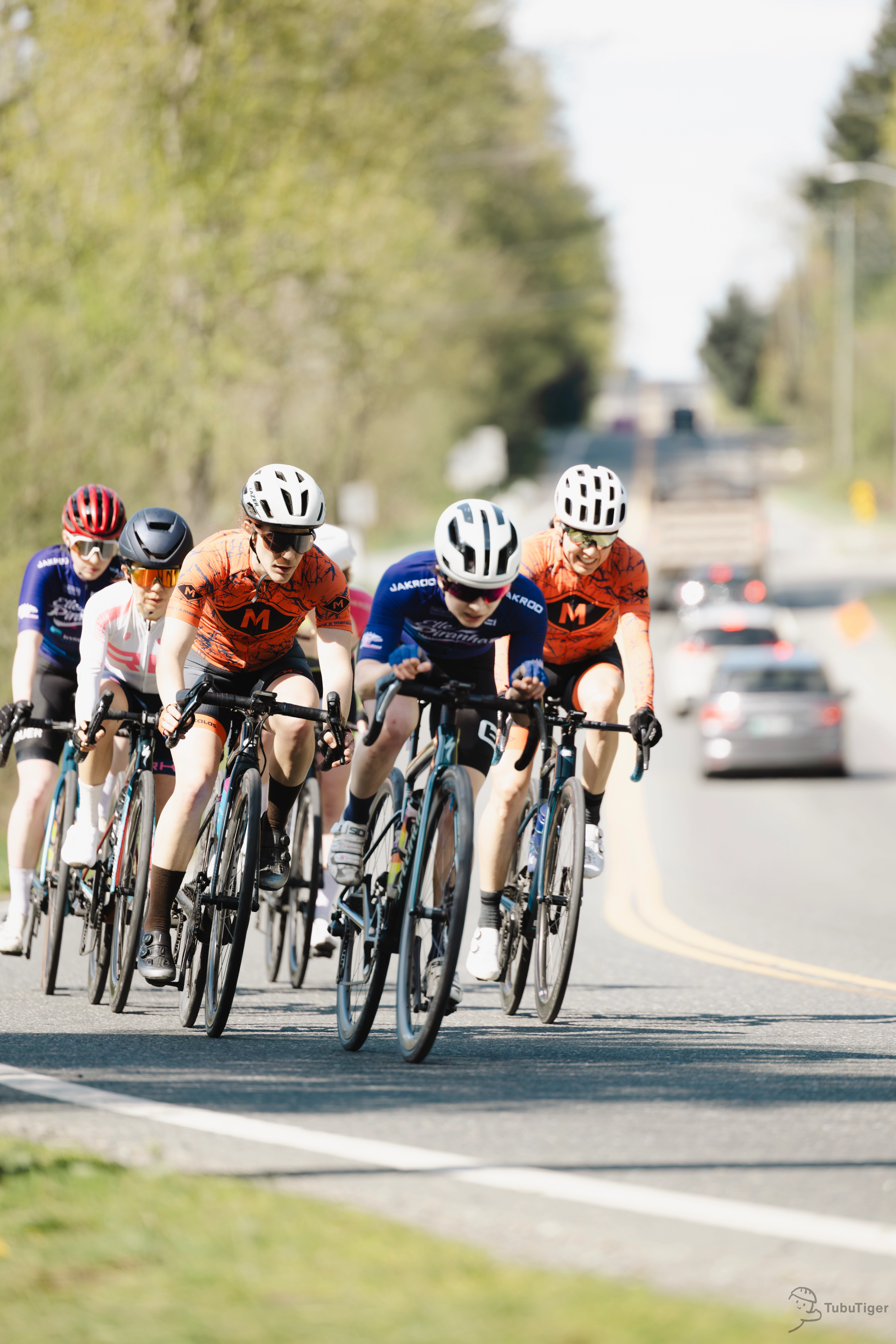 https://cdn.tubutiger.com/cycling/Spring-Series/Aldergrove-Road-Race/2.jpg