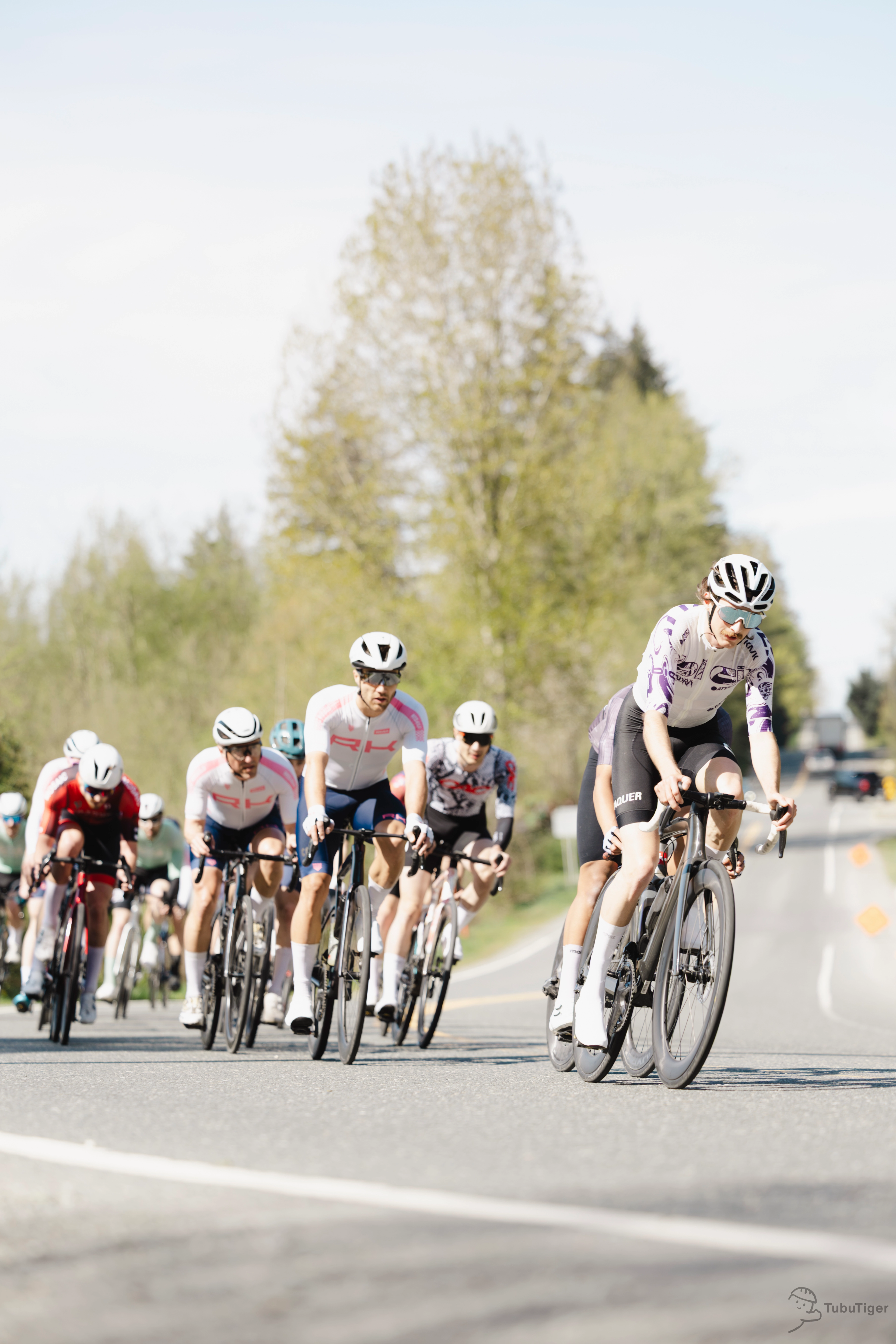 https://cdn.tubutiger.com/cycling/Spring-Series/Aldergrove-Road-Race/7.jpg