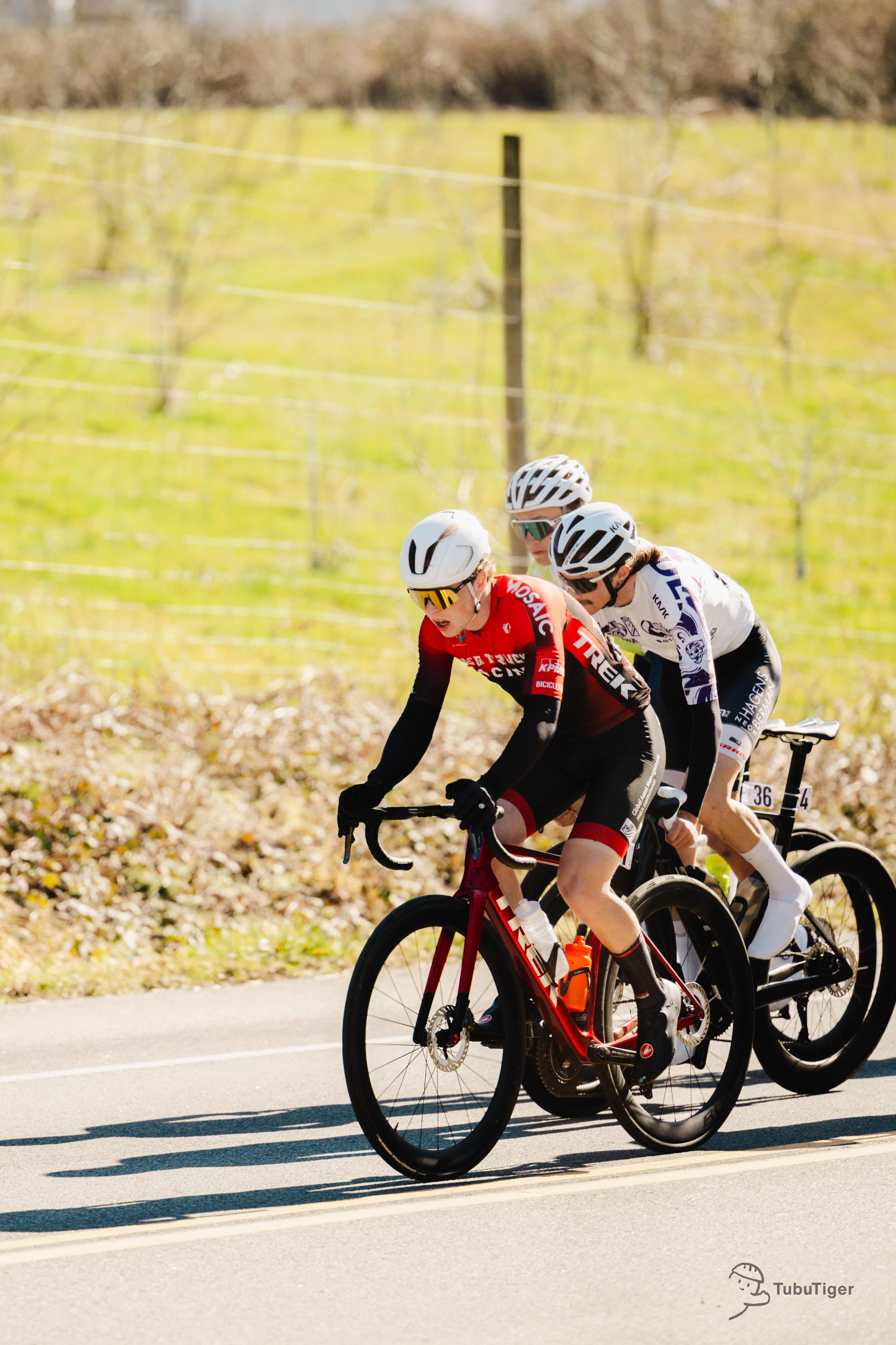 https://cdn.tubutiger.com/cycling/Spring-Series/Thunderbird-Circuit-Race/19.jpg